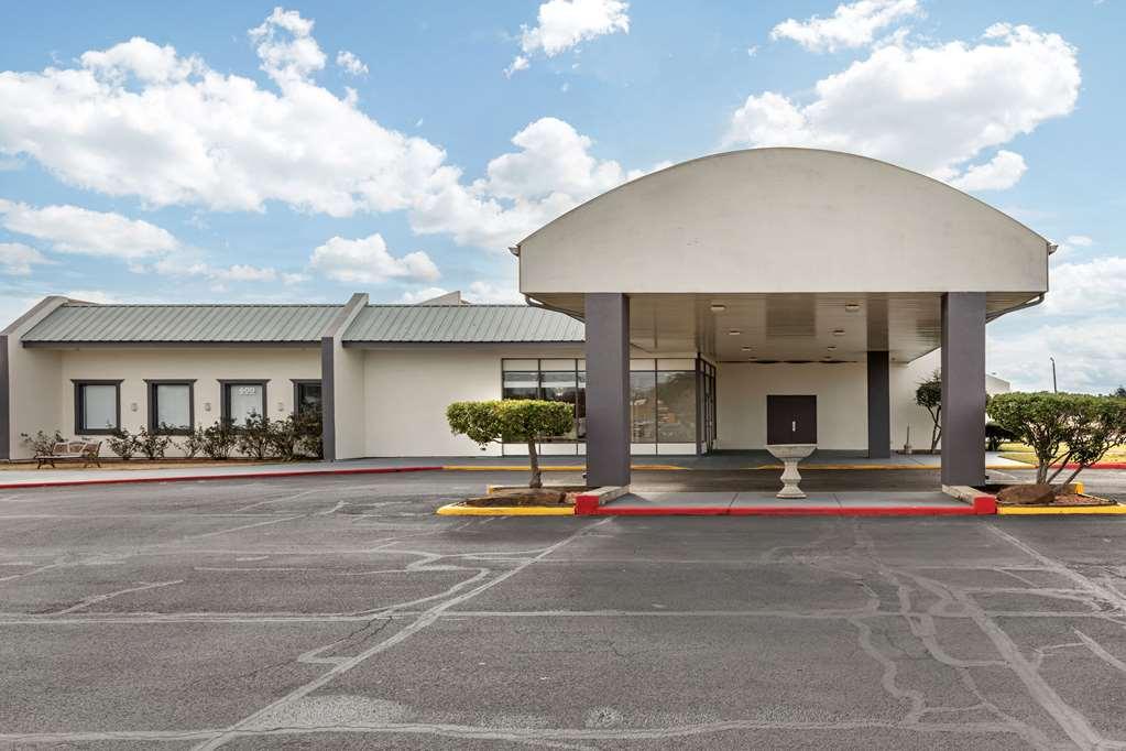 Suburban Studios Gainesville Exteriör bild